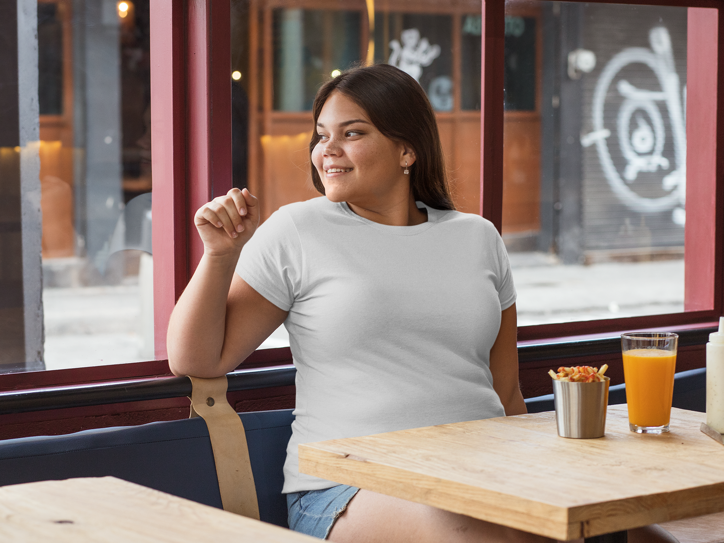 Unisex Plus Size Round Neck T-Shirt - ELDA